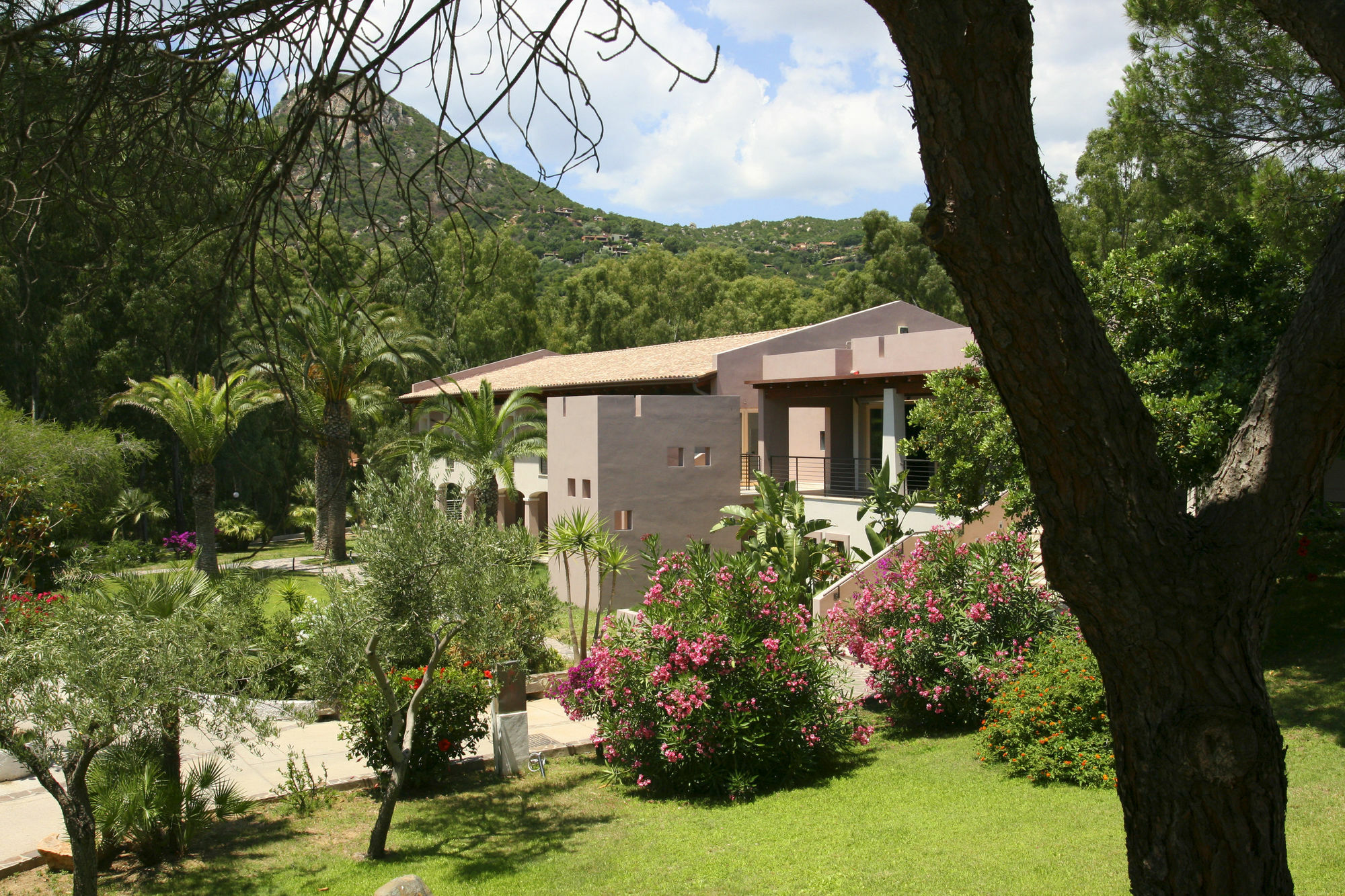 Th Costa Rei - Free Beach Resort מראה חיצוני תמונה