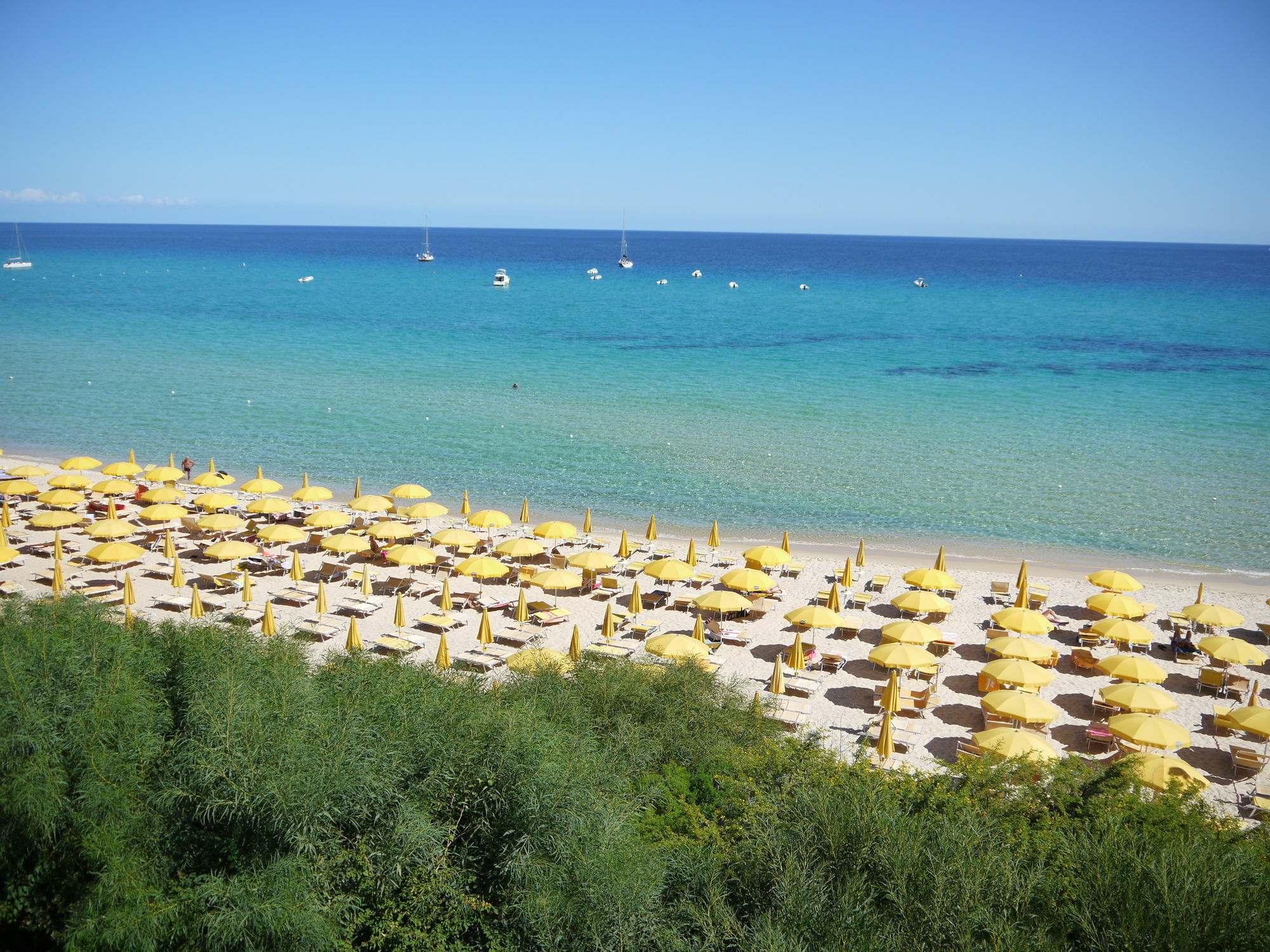 Th Costa Rei - Free Beach Resort מראה חיצוני תמונה